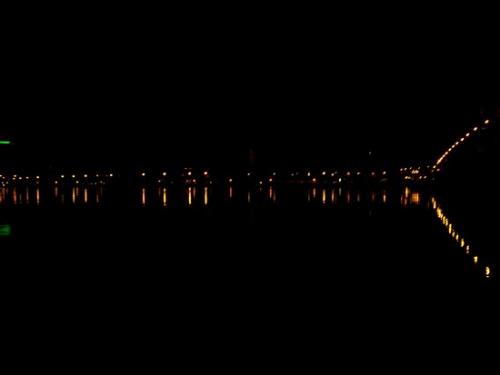 Rigaer Bruecken bei Nacht (100_0313.JPG) wird geladen. Eindrucksvolle Fotos aus Lettland erwarten Sie.